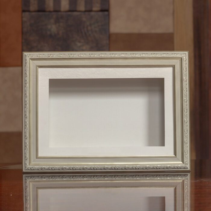 3D Box Luxury Frame for Handcasting  (Ivory)